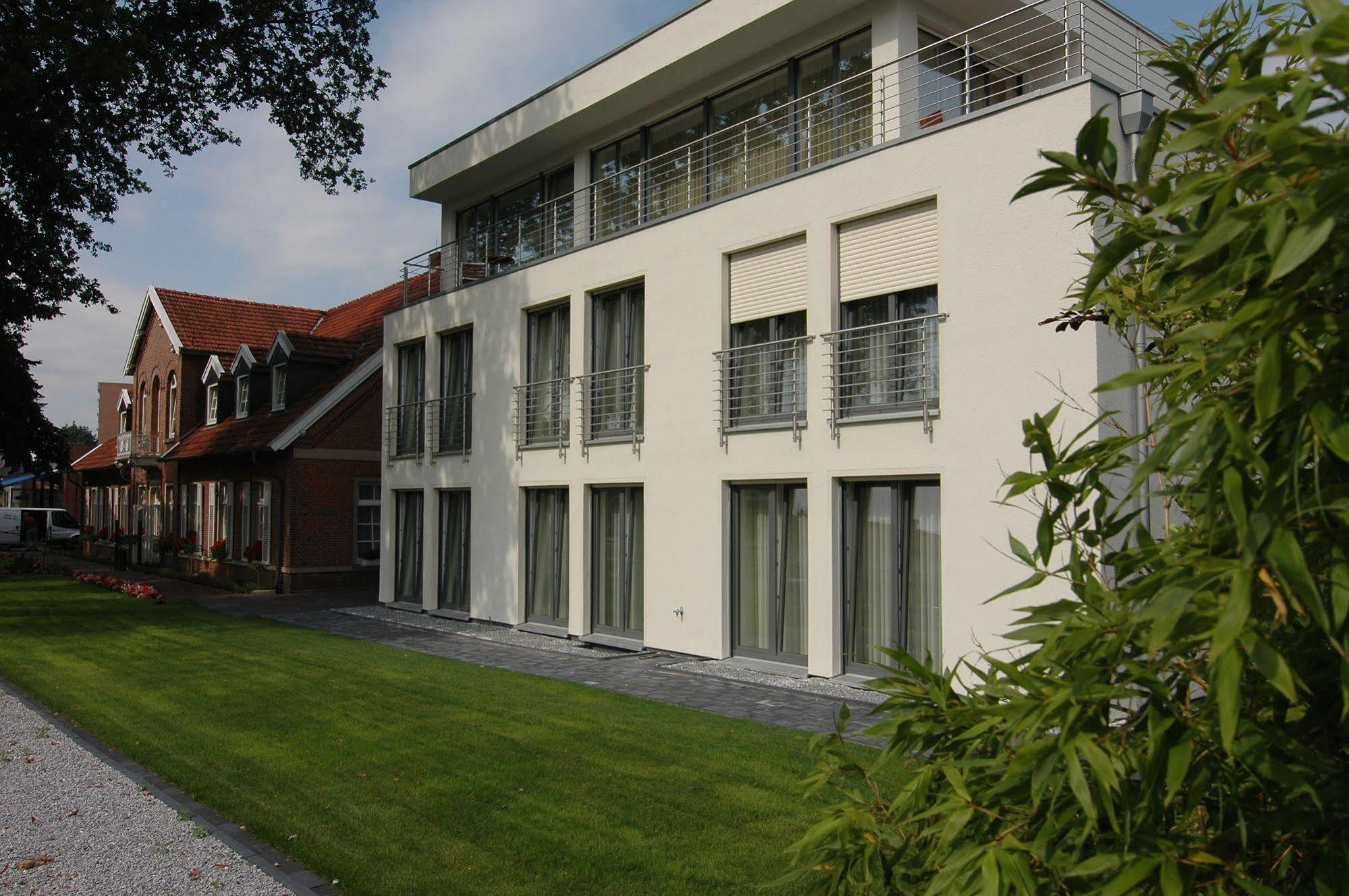 Altes Landhaus Lingen Exterior photo
